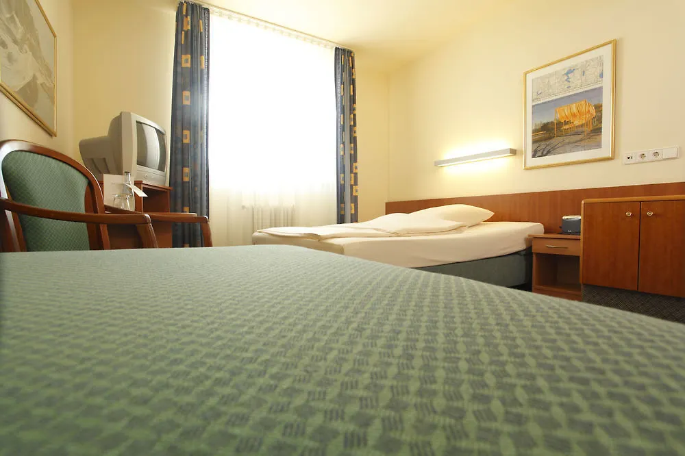 Hotel Am Moosfeld München